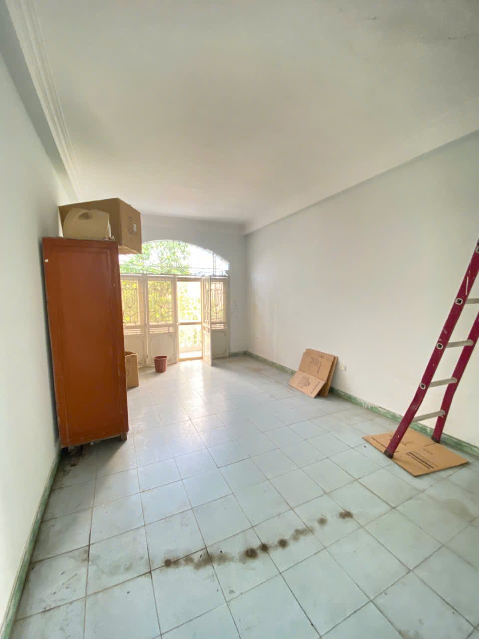 Cho thuê nhà nguyên căn KĐT Đồng Tàu làm văn phòng 4 tầng x 60m2, 6 ngủ, 16 triệu/th - Ảnh 1